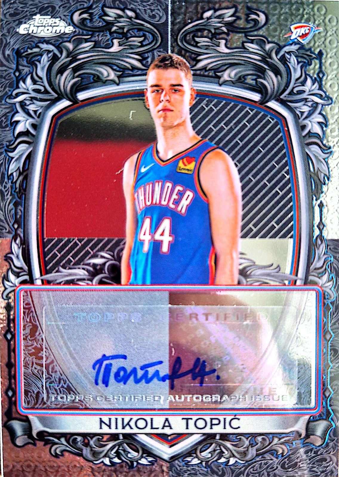 Nikola Topic Topps Chrome Signature Style 2025-26 Autógrafo