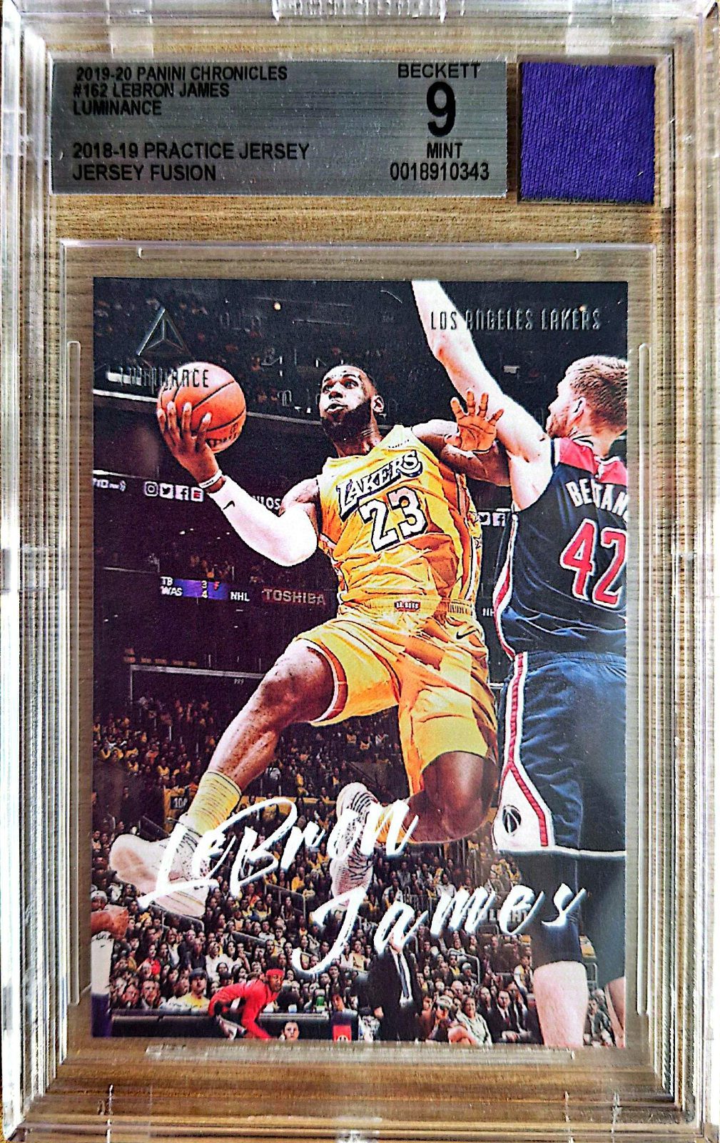 LeBron James Panini Chronicles Luminance 2019-20 Beckett 9